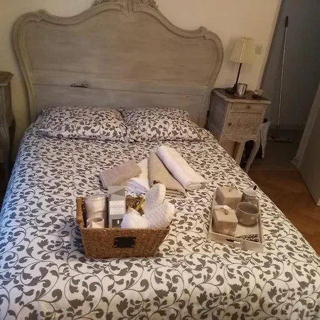 Bed and Breakfast L'escale Du Monde *