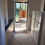 L'escale Du Monde Vénissieux
